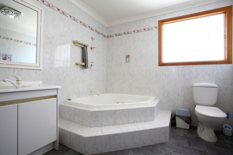 Cost of Bathtub Installation in Orange County, CA